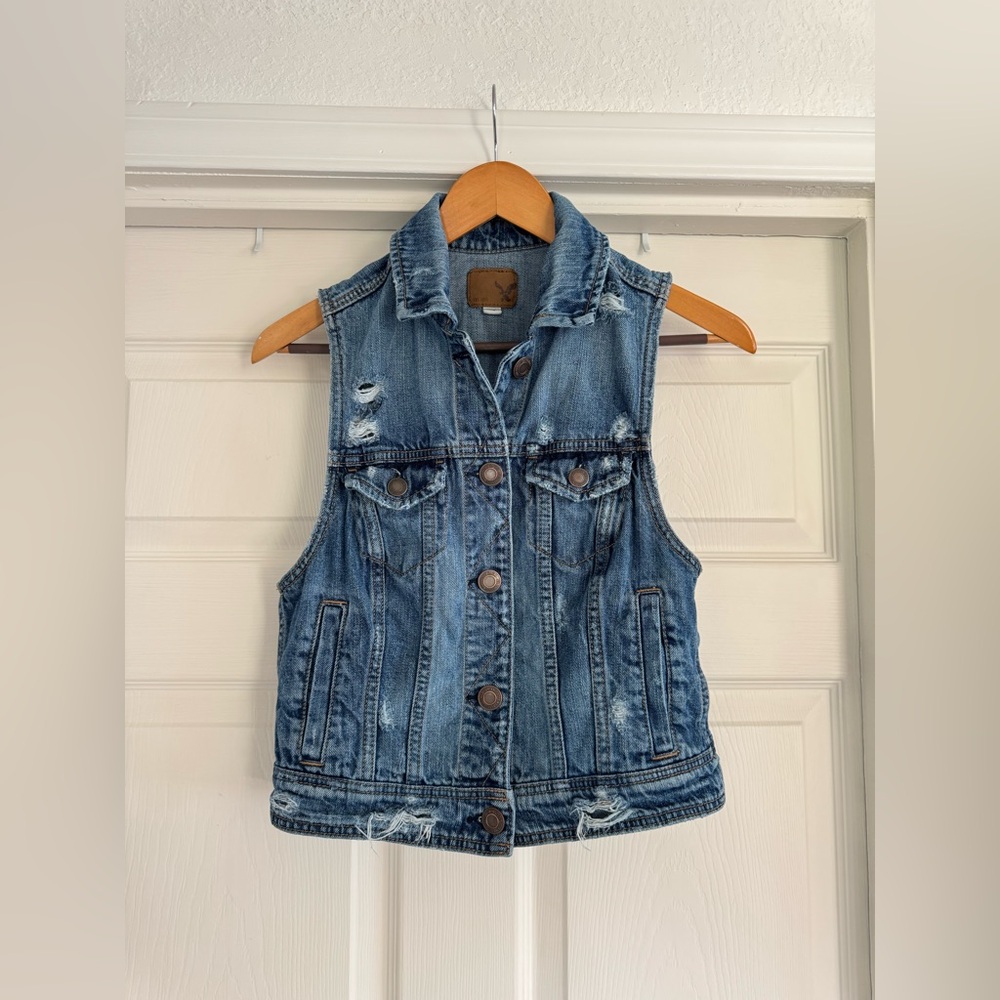 American Eagle Outfitters Blue Denim Vest, Size Small
